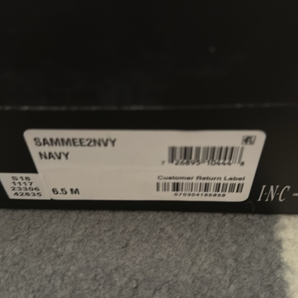 INC Women’s Navy Slip on Sammee Shoes/Sneakers Size 6.5 NIB - Picture 2 of 6